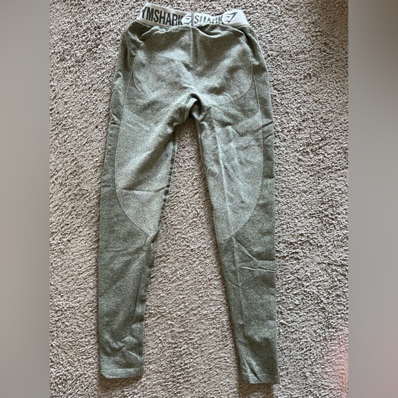 GYMSHARK O.G. FLEX SET KHAKI GREEN SIZE MEDIUM - Picture 6 of 12